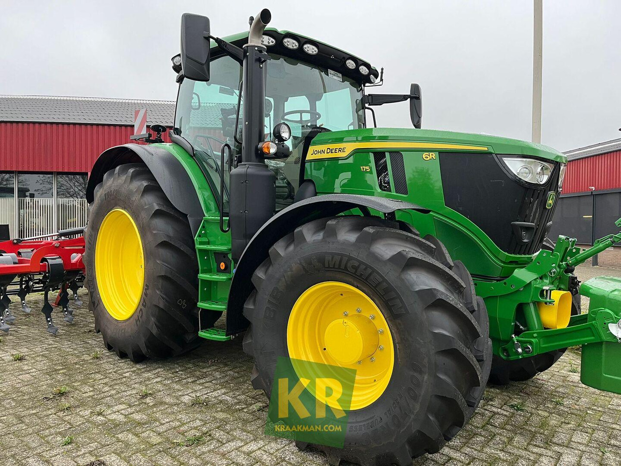 John Deere 6R 175 - Traktor: bilde 2 John Deere 6R 175 - Traktor: bilde 2