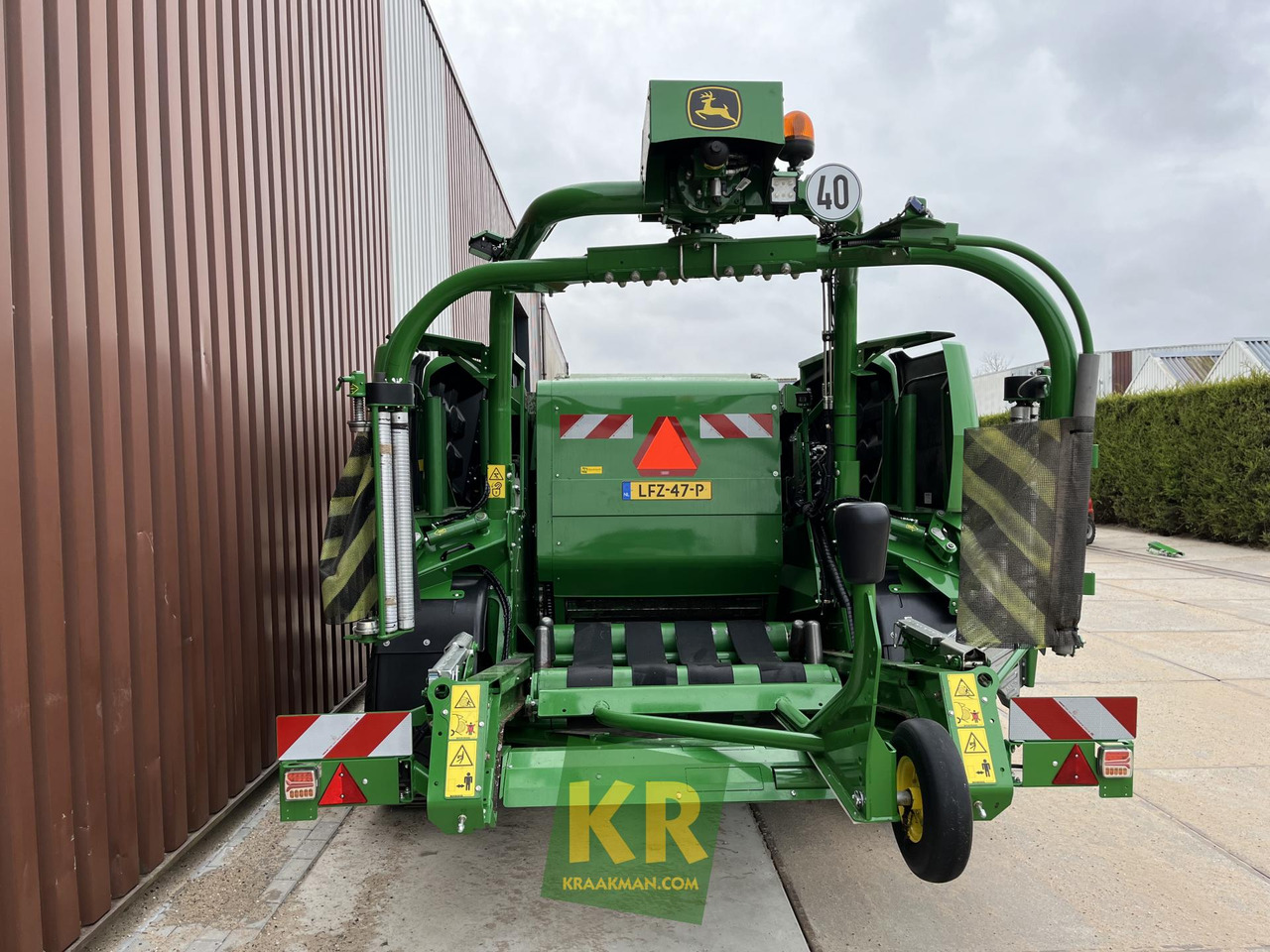 John Deere C441R - Rundballepresse: bilde 4 John Deere C441R - Rundballepresse: bilde 4