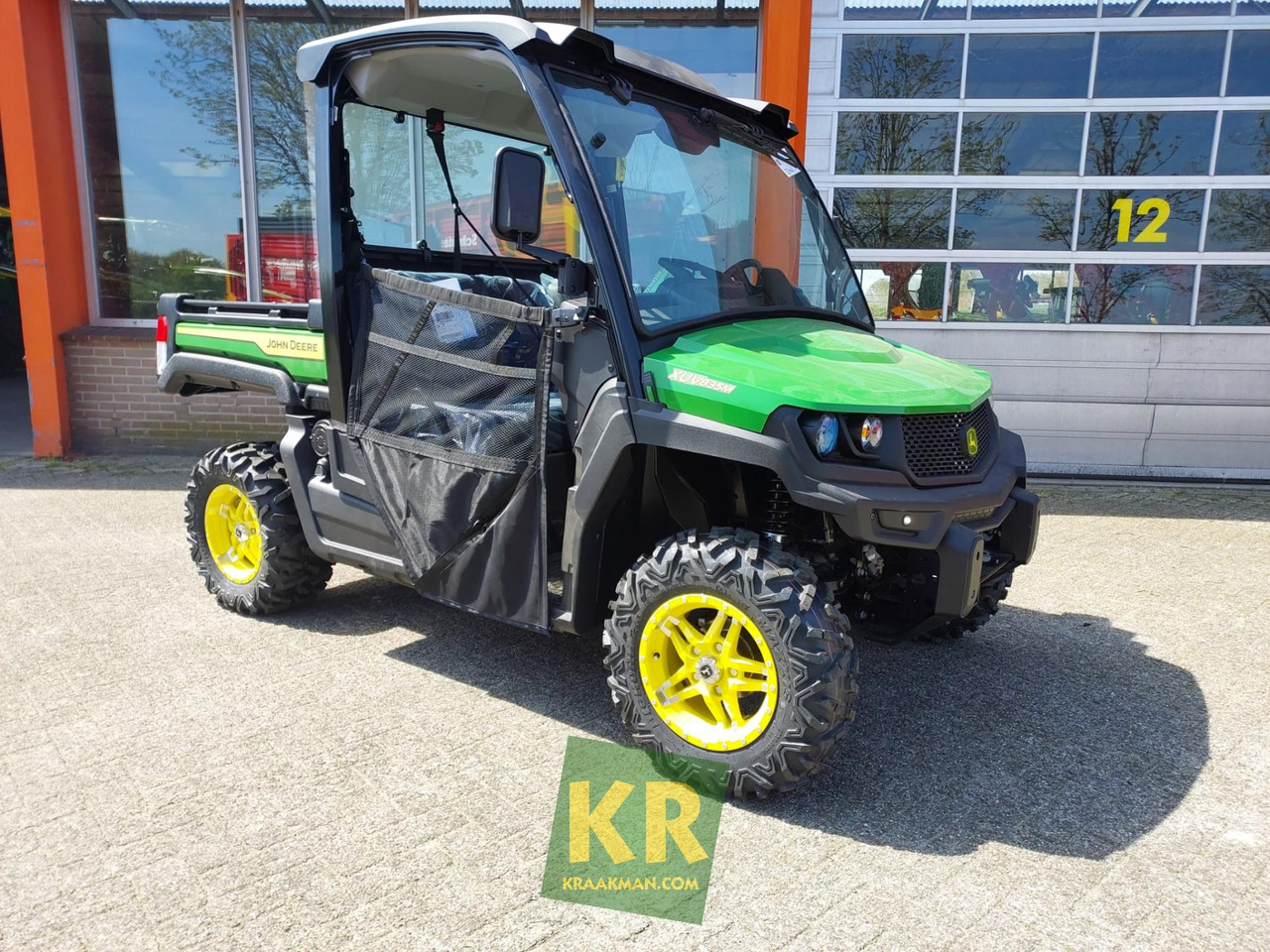 John Deere XUV835M - ATV/ Quad: bilde 1 John Deere XUV835M - ATV/ Quad: bilde 1