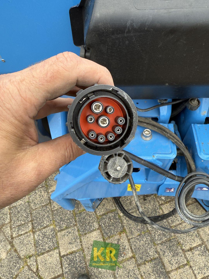 Lemken Polaris 14 - Gjødselspreder: bilde 1 Lemken Polaris 14 - Gjødselspreder: bilde 1