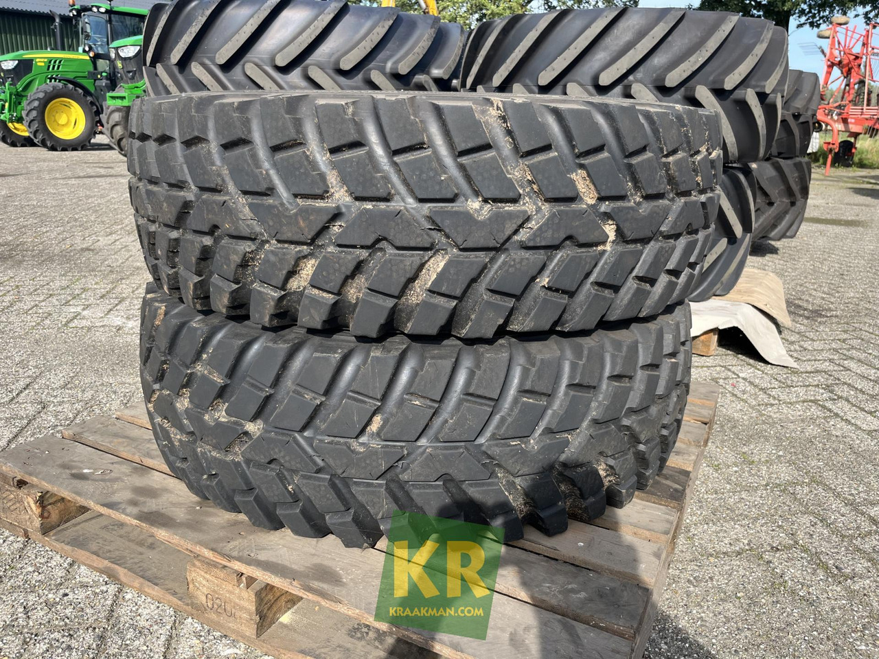 Onbekend merk Nokian 360/80R24 Tri 2 - Dekk for Landbruksteknikk: bilde 1 Onbekend merk Nokian 360/80R24 Tri 2 - Dekk for Landbruksteknikk: bilde 1