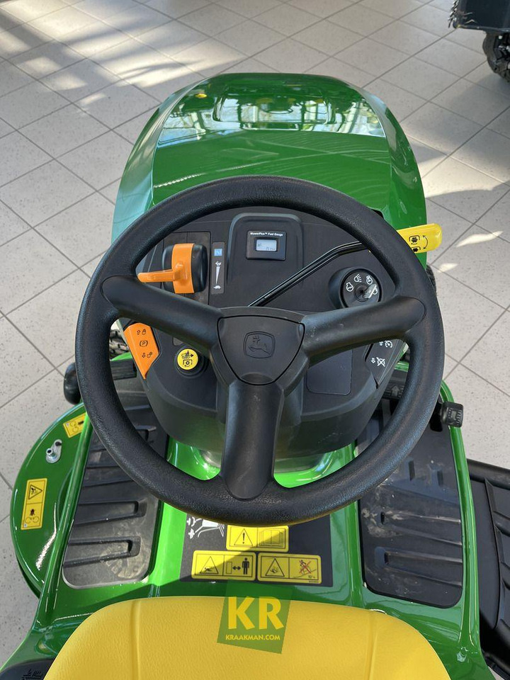 X127 John Deere - Gressklipper: bilde 1 X127 John Deere - Gressklipper: bilde 1
