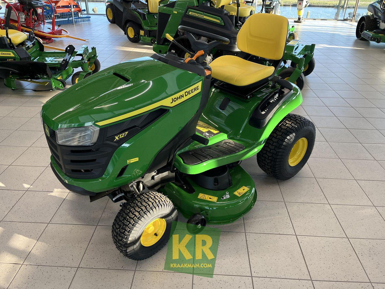 X127 John Deere - Gressklipper: bilde 2 X127 John Deere - Gressklipper: bilde 2