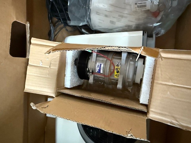 Thermo King V300 Max 30 spec. – NEW -BCN1117738 - Kjøle- og fryseaggregat: bilde 4 Thermo King V300 Max 30 spec. – NEW -BCN1117738 - Kjøle- og fryseaggregat: bilde 4