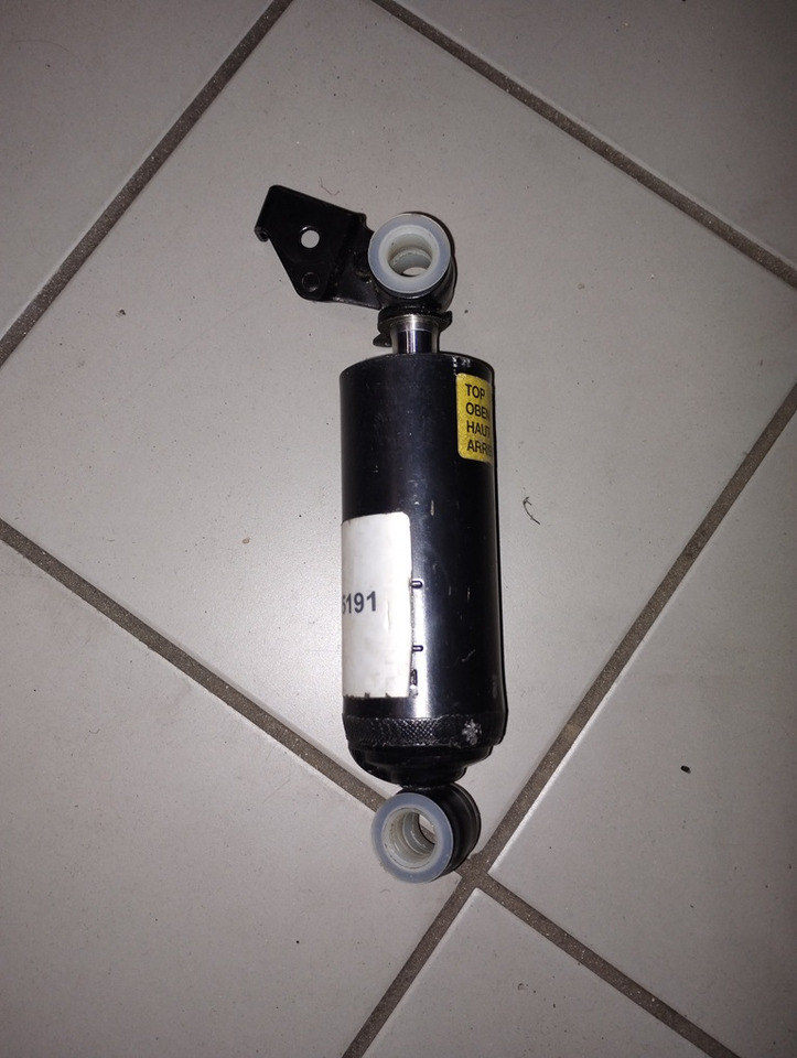 AMORTYZATOR FOTELA MAN MERCEDES SCANIA 895191 SABO - Førerhus og interiør: bilde 1 AMORTYZATOR FOTELA MAN MERCEDES SCANIA 895191 SABO - Førerhus og interiør: bilde 1