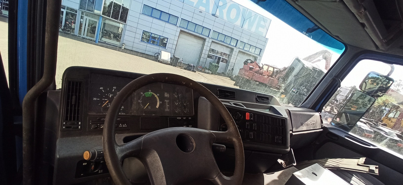 MERCEDES-BENZ Actros MP1 1831 1835 1840 1843 Low tunnel - Førerhus for Lastebil: bilde 5 MERCEDES-BENZ Actros MP1 1831 1835 1840 1843 Low tunnel - Førerhus for Lastebil: bilde 5