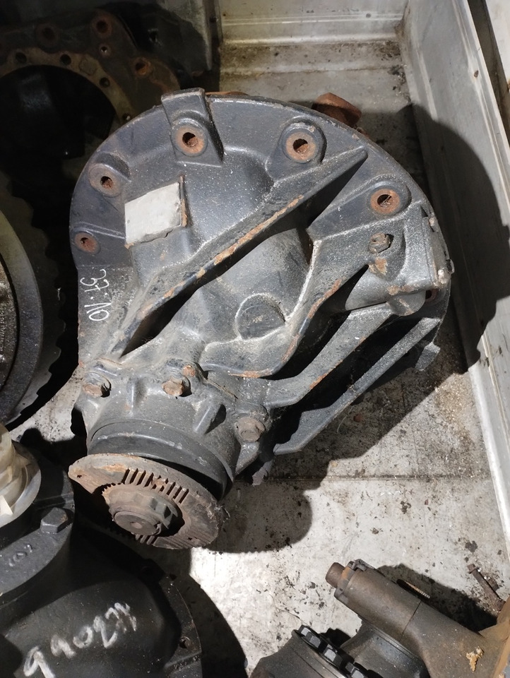 WKŁAD GŁÓWKA MOSTU MAN TGL 8 - 12 HY - 0925 37/10 3.70 Differential - Differensial: bilde 1 WKŁAD GŁÓWKA MOSTU MAN TGL 8 - 12 HY - 0925 37/10 3.70 Differential - Differensial: bilde 1