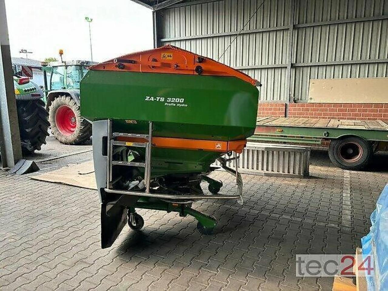 Amazone za-ts 3200 hydro - Gjødselspreder: bilde 2 Amazone za-ts 3200 hydro - Gjødselspreder: bilde 2