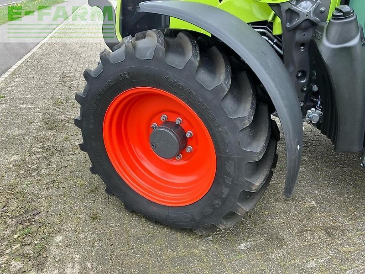 CLAAS arion 420 advanced - Traktor: bilde 4 CLAAS arion 420 advanced - Traktor: bilde 4