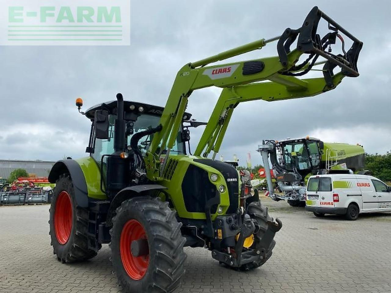 CLAAS arion 510 st4 cmatic - Traktor: bilde 4 CLAAS arion 510 st4 cmatic - Traktor: bilde 4