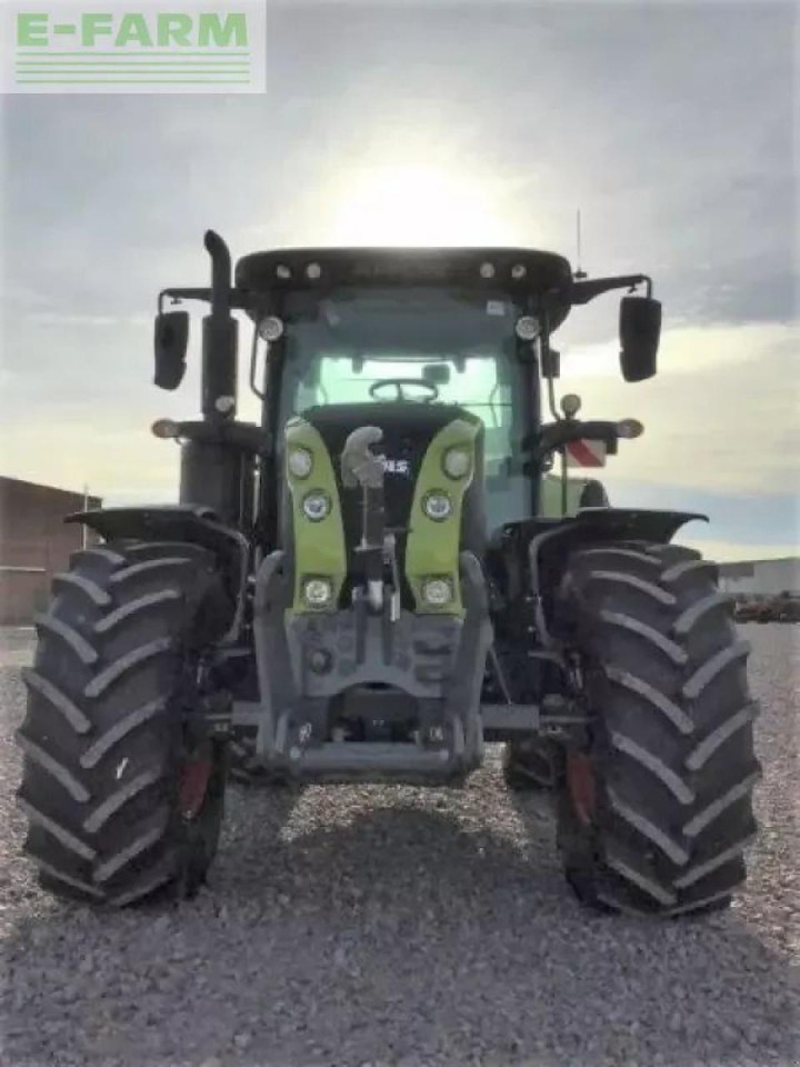 CLAAS arion 530 - Traktor: bilde 2 CLAAS arion 530 - Traktor: bilde 2