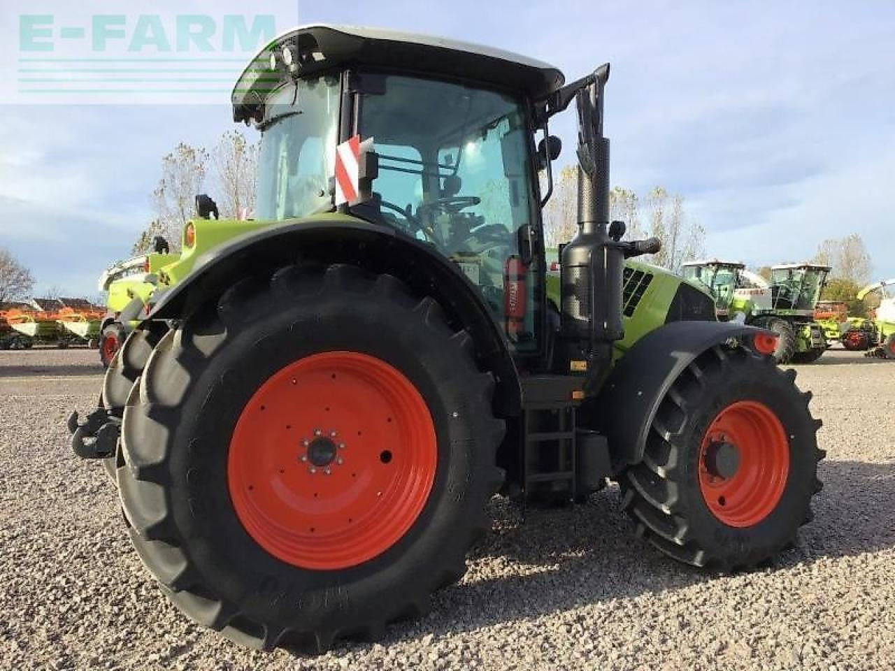 CLAAS arion 530 - Traktor: bilde 4 CLAAS arion 530 - Traktor: bilde 4