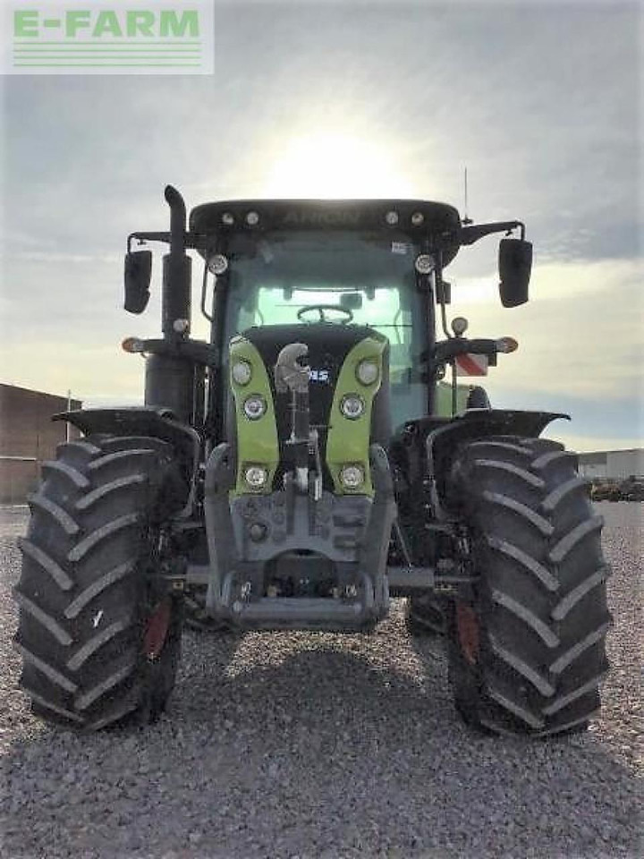 CLAAS arion 530 - Traktor: bilde 2 CLAAS arion 530 - Traktor: bilde 2