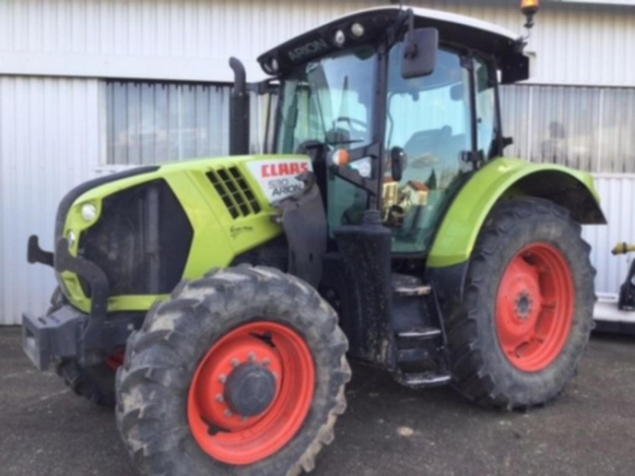 CLAAS arion 530 cis CIS - Traktor: bilde 1 CLAAS arion 530 cis CIS - Traktor: bilde 1