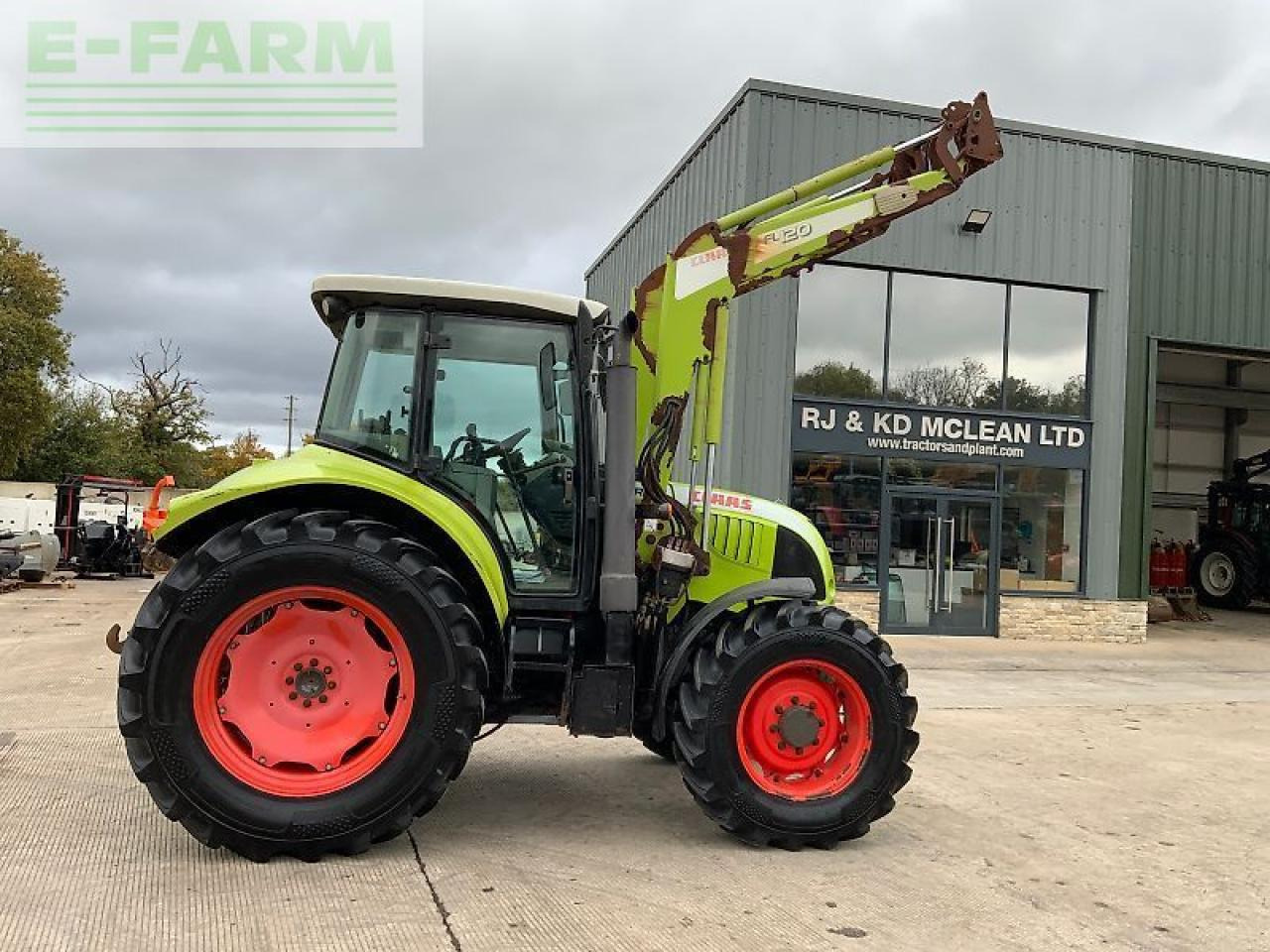 CLAAS arion 530 tractor (st24310) - Traktor: bilde 1 CLAAS arion 530 tractor (st24310) - Traktor: bilde 1