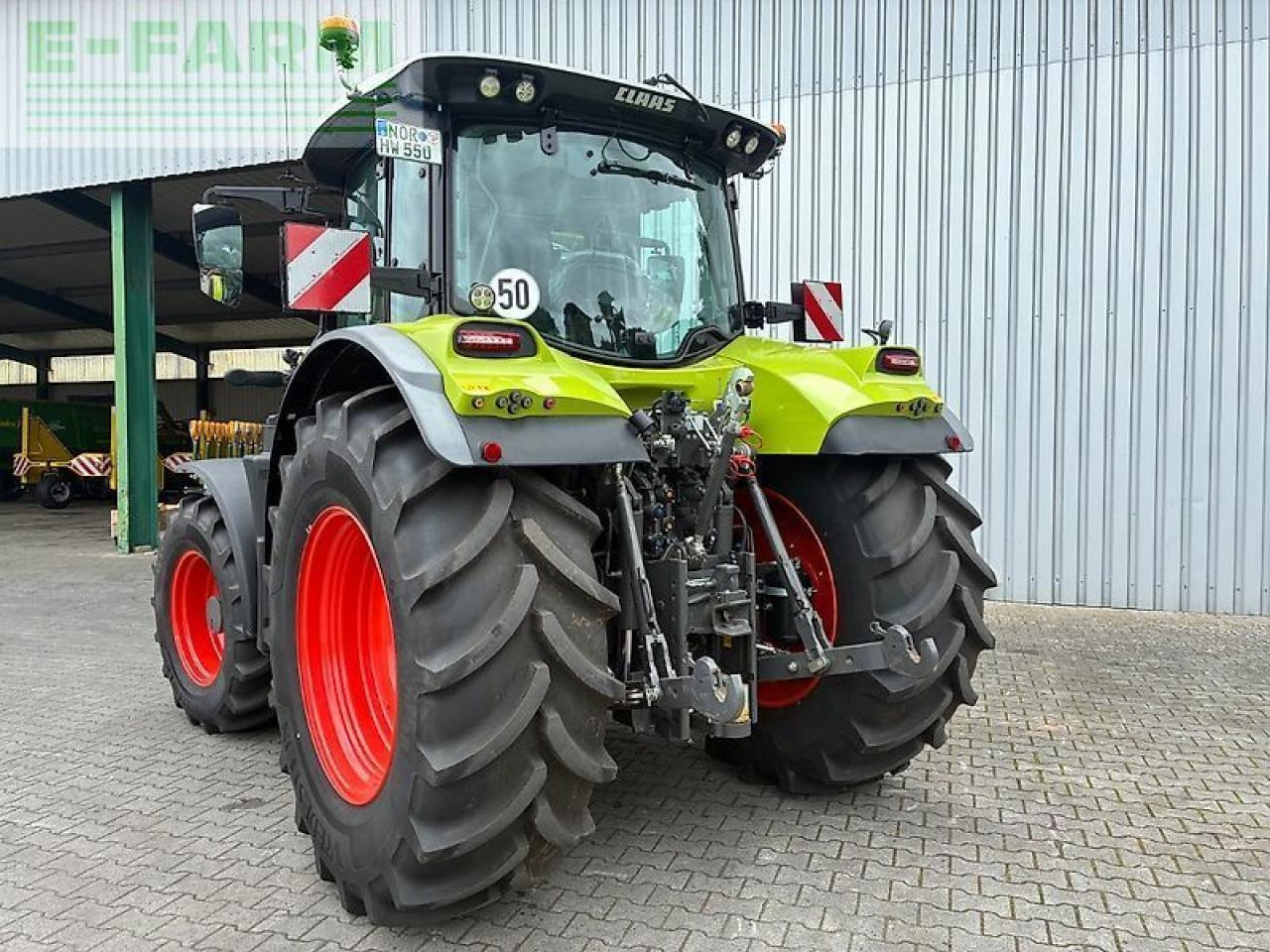 CLAAS arion 550 cmatic - Traktor: bilde 3 CLAAS arion 550 cmatic - Traktor: bilde 3