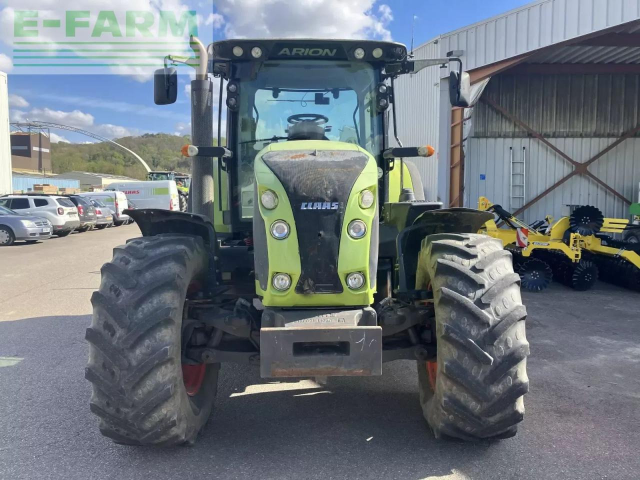 CLAAS arion 640 t4i cis CIS - Traktor: bilde 3 CLAAS arion 640 t4i cis CIS - Traktor: bilde 3