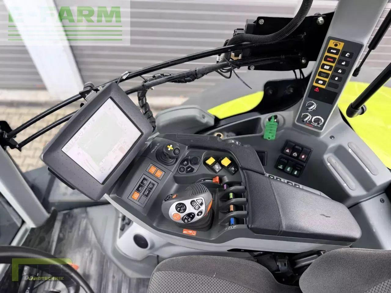 CLAAS axion 810 cebis cmatic 4f a41 CMATIC CEBIS - Traktor: bilde 5 CLAAS axion 810 cebis cmatic 4f a41 CMATIC CEBIS - Traktor: bilde 5