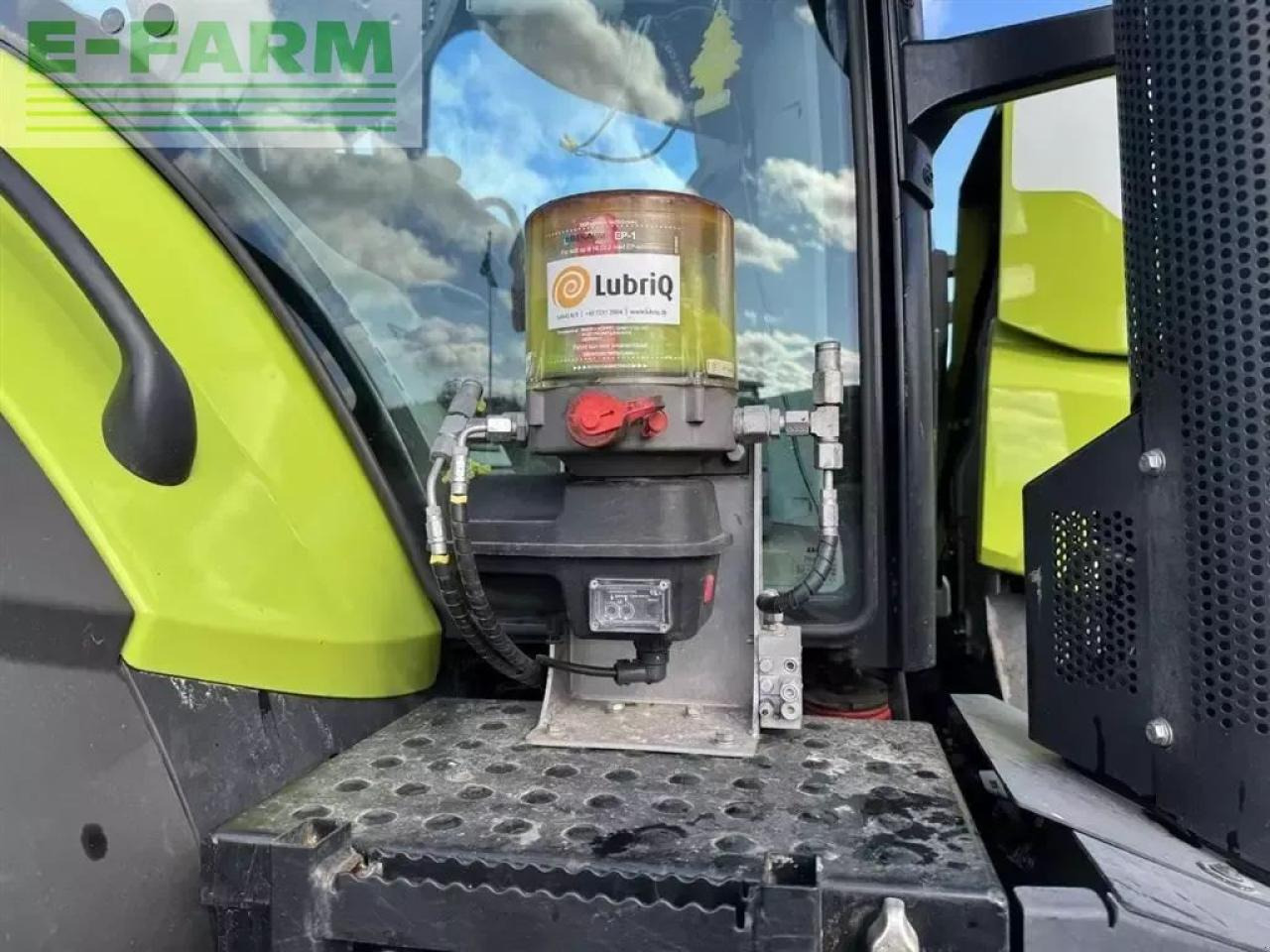 Traktor CLAAS axion 850 cmatic CMATIC: bilde 6