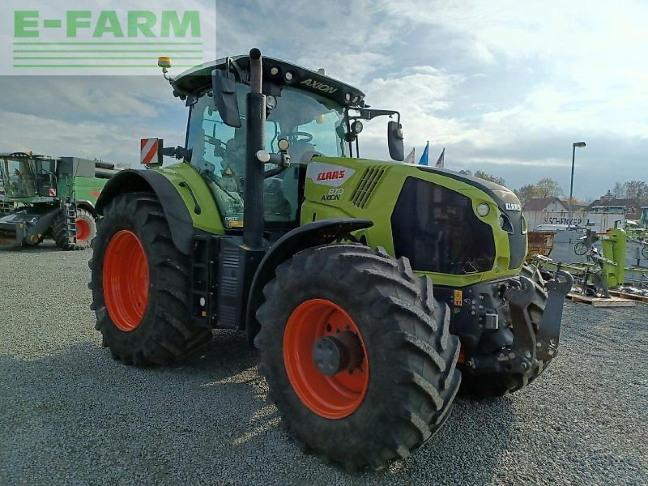 CLAAS axion 870 cmatic CMATIC - Traktor: bilde 3 CLAAS axion 870 cmatic CMATIC - Traktor: bilde 3