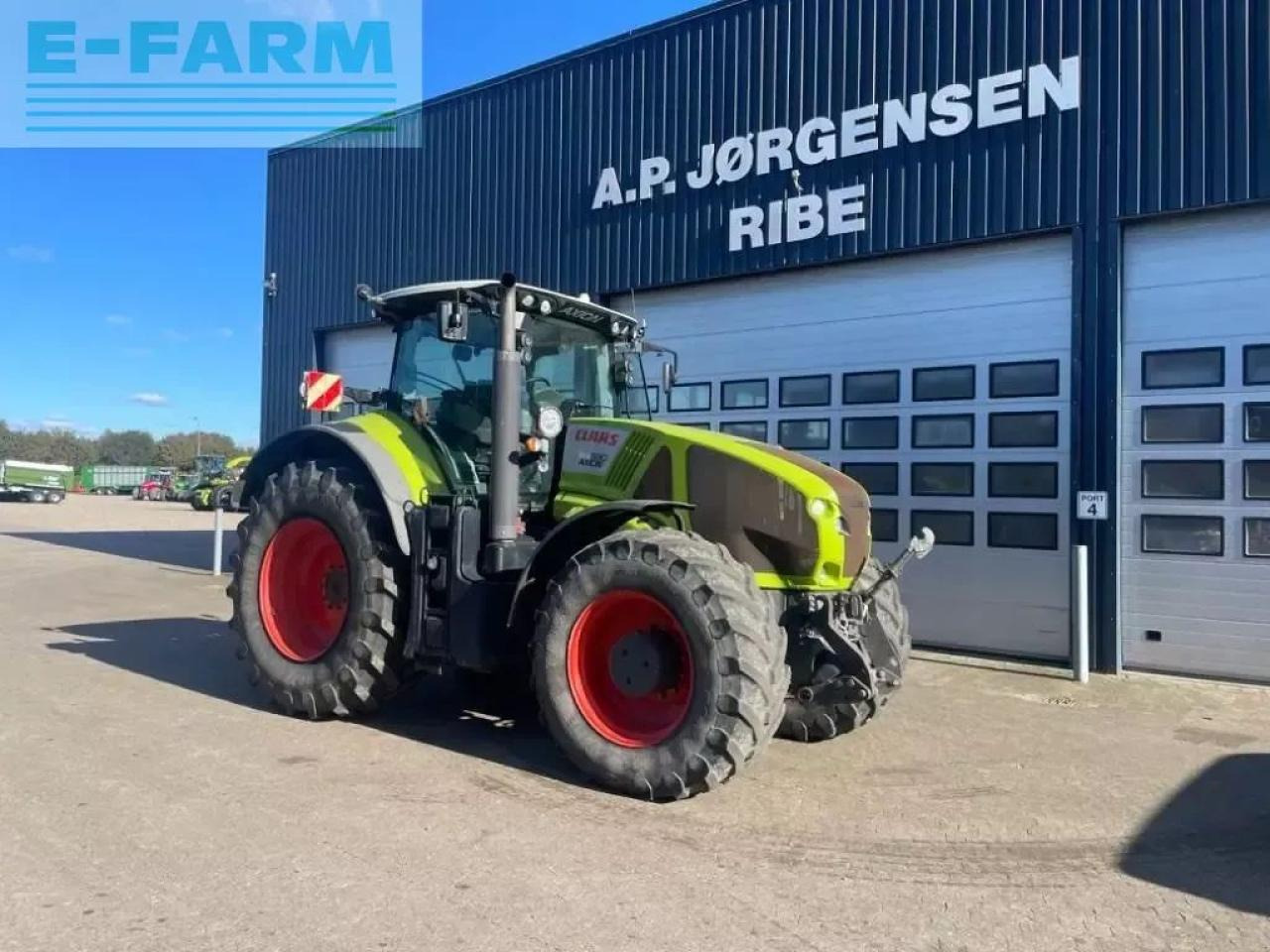 CLAAS axion 930 cmatic - Traktor: bilde 2 CLAAS axion 930 cmatic - Traktor: bilde 2