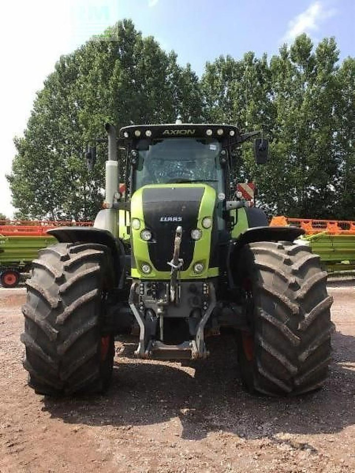 CLAAS axion 950 - Traktor: bilde 2 CLAAS axion 950 - Traktor: bilde 2