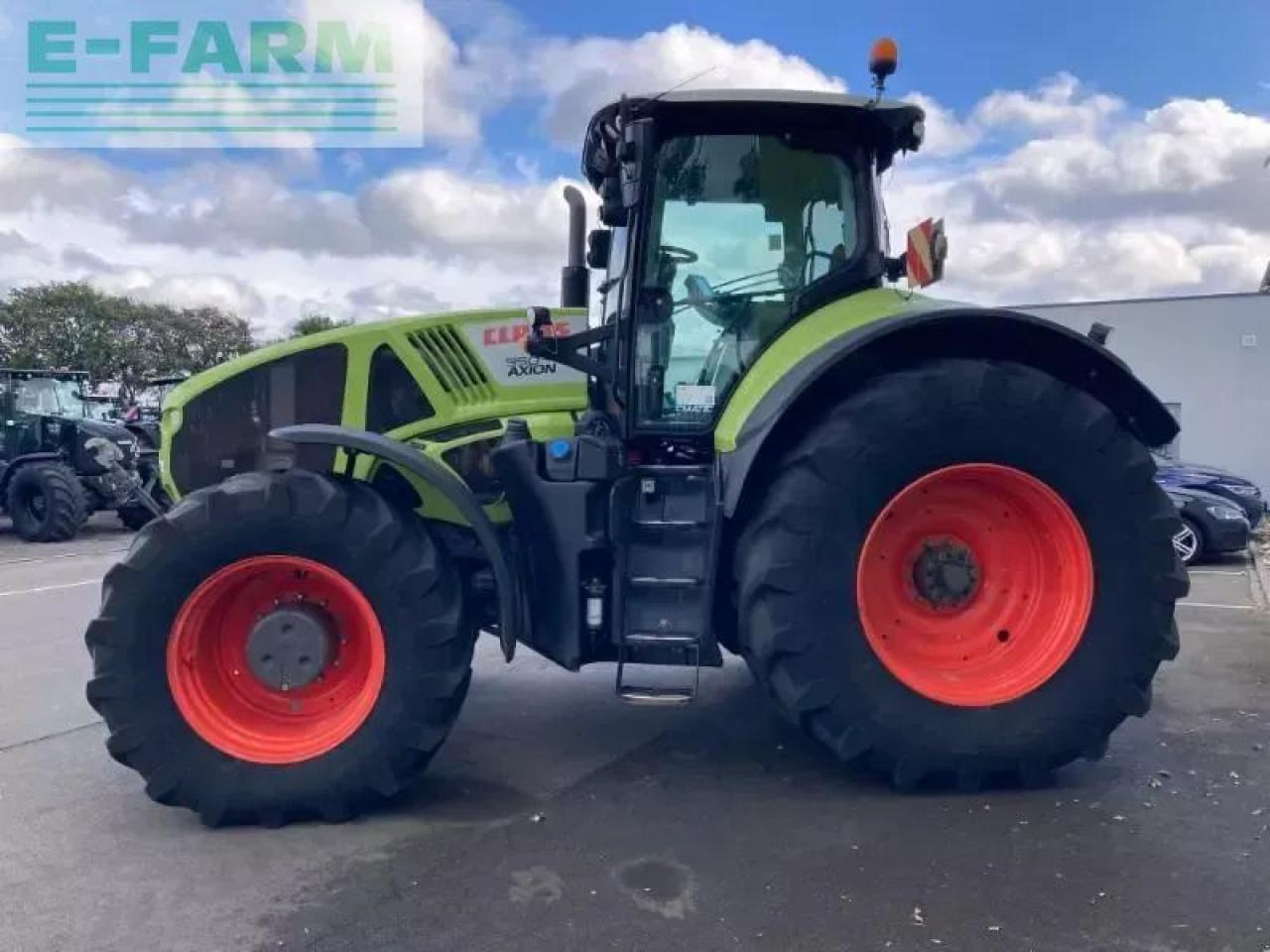 CLAAS axion 950 cmatic cebis CMATIC CEBIS - Traktor: bilde 2 CLAAS axion 950 cmatic cebis CMATIC CEBIS - Traktor: bilde 2