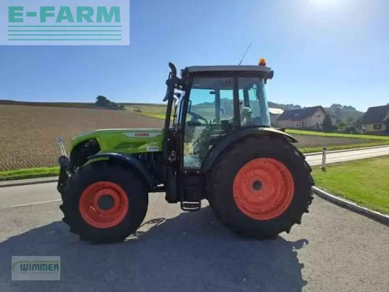 CLAAS axos 240 - Traktor: bilde 4 CLAAS axos 240 - Traktor: bilde 4
