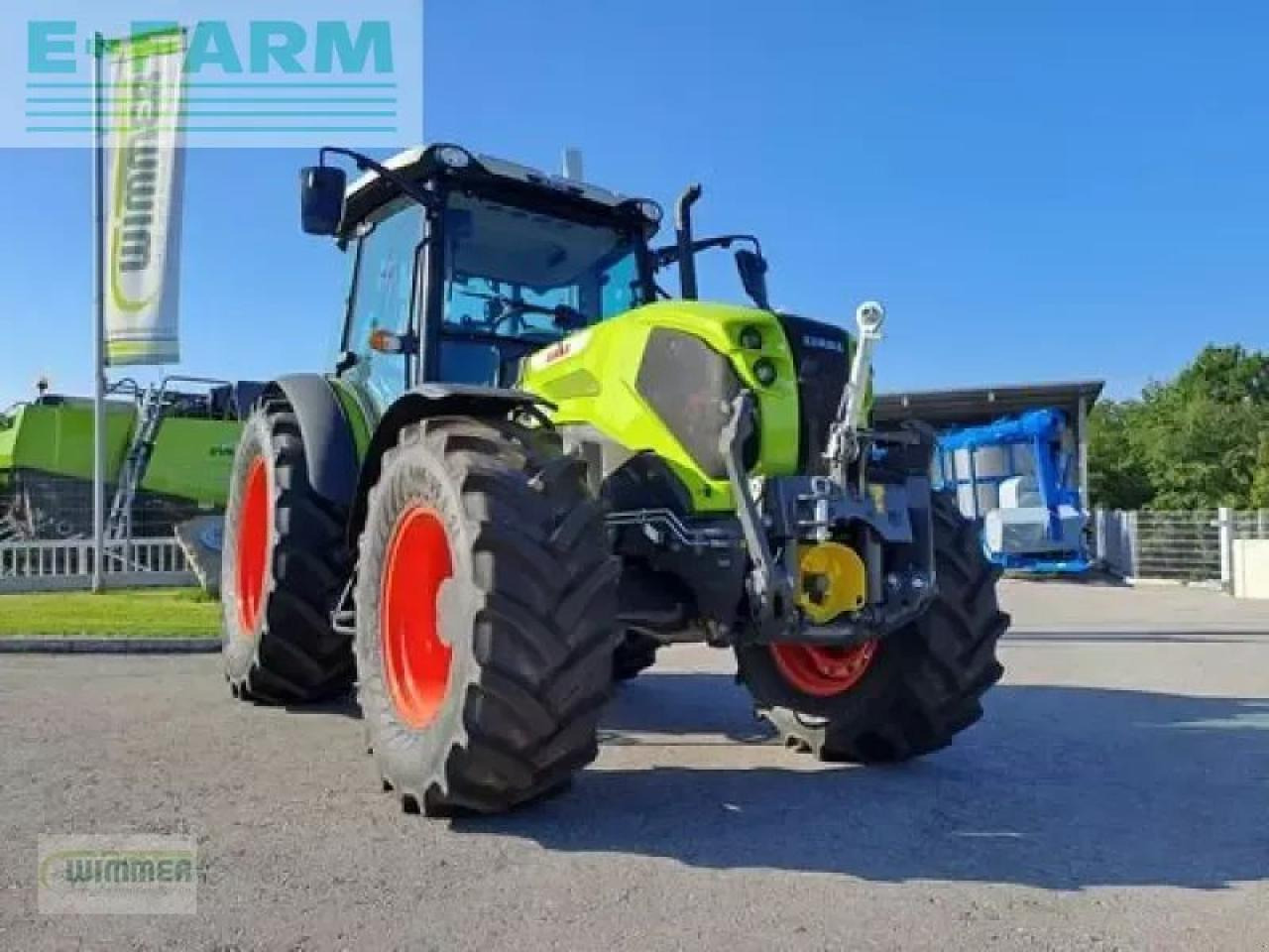 CLAAS axos 240 - Traktor: bilde 2 CLAAS axos 240 - Traktor: bilde 2