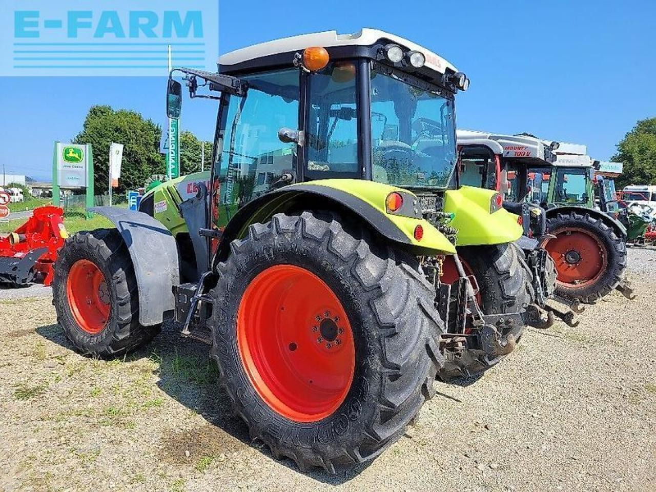 CLAAS axos 340 - Traktor: bilde 3 CLAAS axos 340 - Traktor: bilde 3