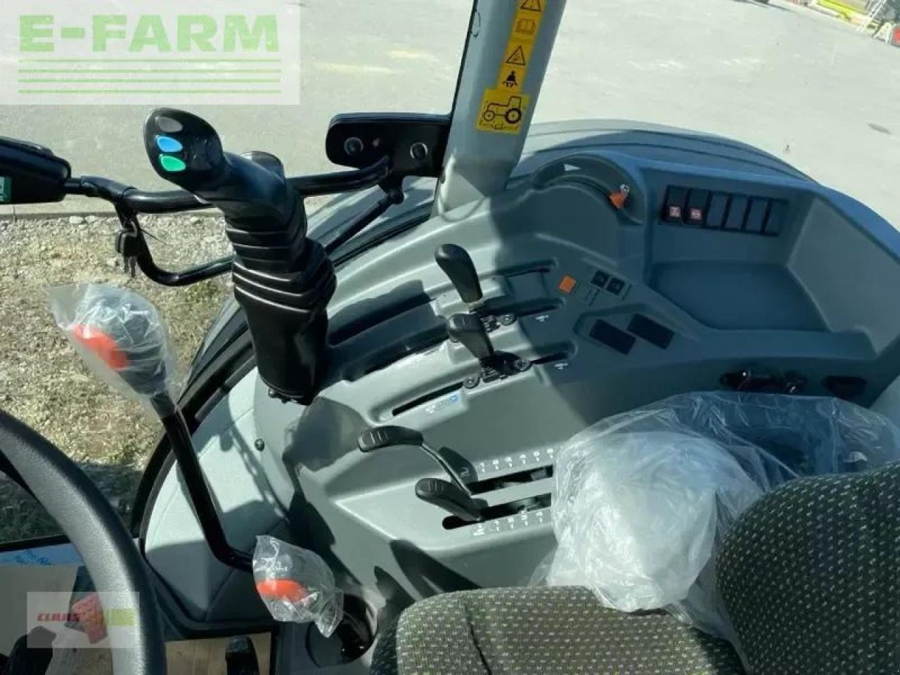 CLAAS elios 210 - Traktor: bilde 3 CLAAS elios 210 - Traktor: bilde 3