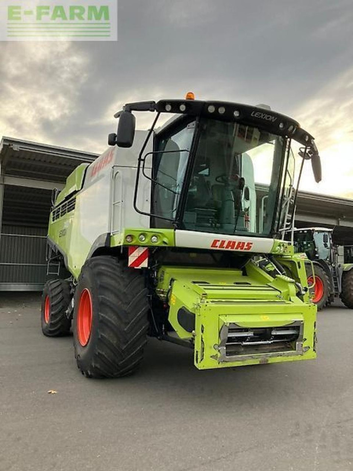 CLAAS lexion 740 tier 4 - Skurtresker: bilde 1 CLAAS lexion 740 tier 4 - Skurtresker: bilde 1