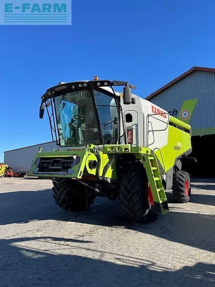 CLAAS lexion 750 - Skurtresker: bilde 1 CLAAS lexion 750 - Skurtresker: bilde 1