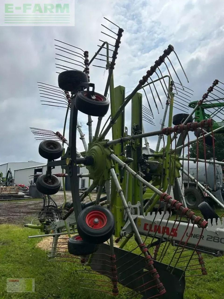 CLAAS liner 2800 - Høyvender: bilde 4 CLAAS liner 2800 - Høyvender: bilde 4