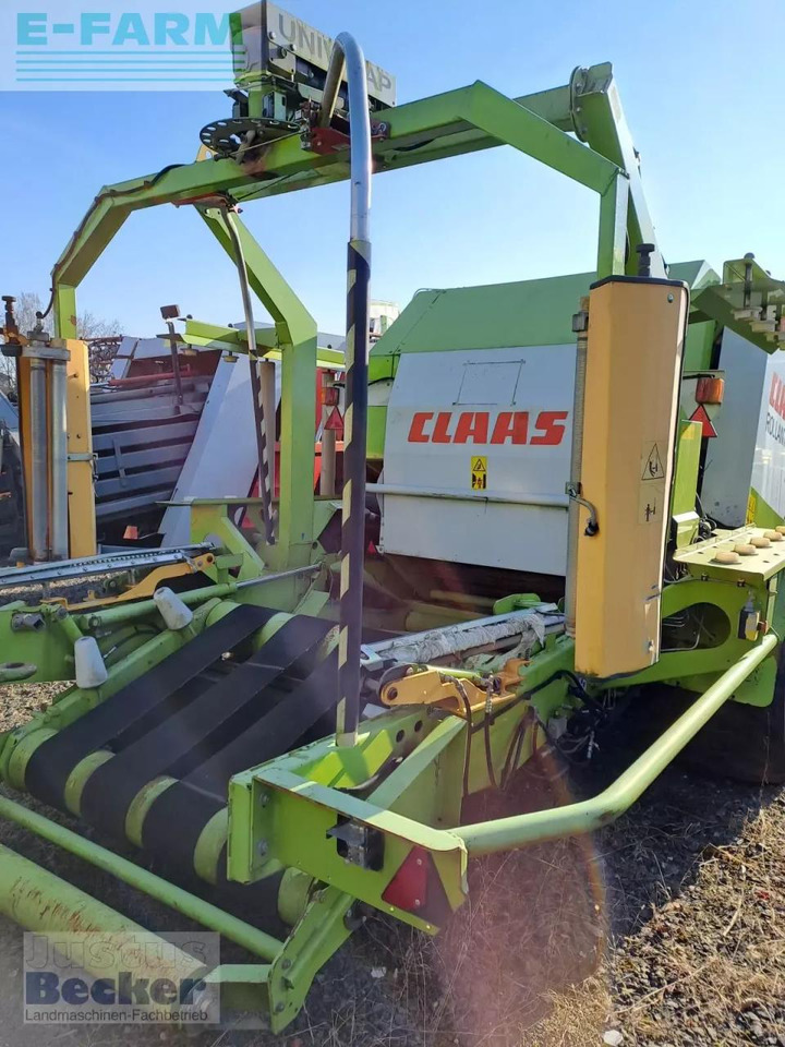 CLAAS rollant 255 rc uniwrap - Firkantpresse: bilde 2 CLAAS rollant 255 rc uniwrap - Firkantpresse: bilde 2