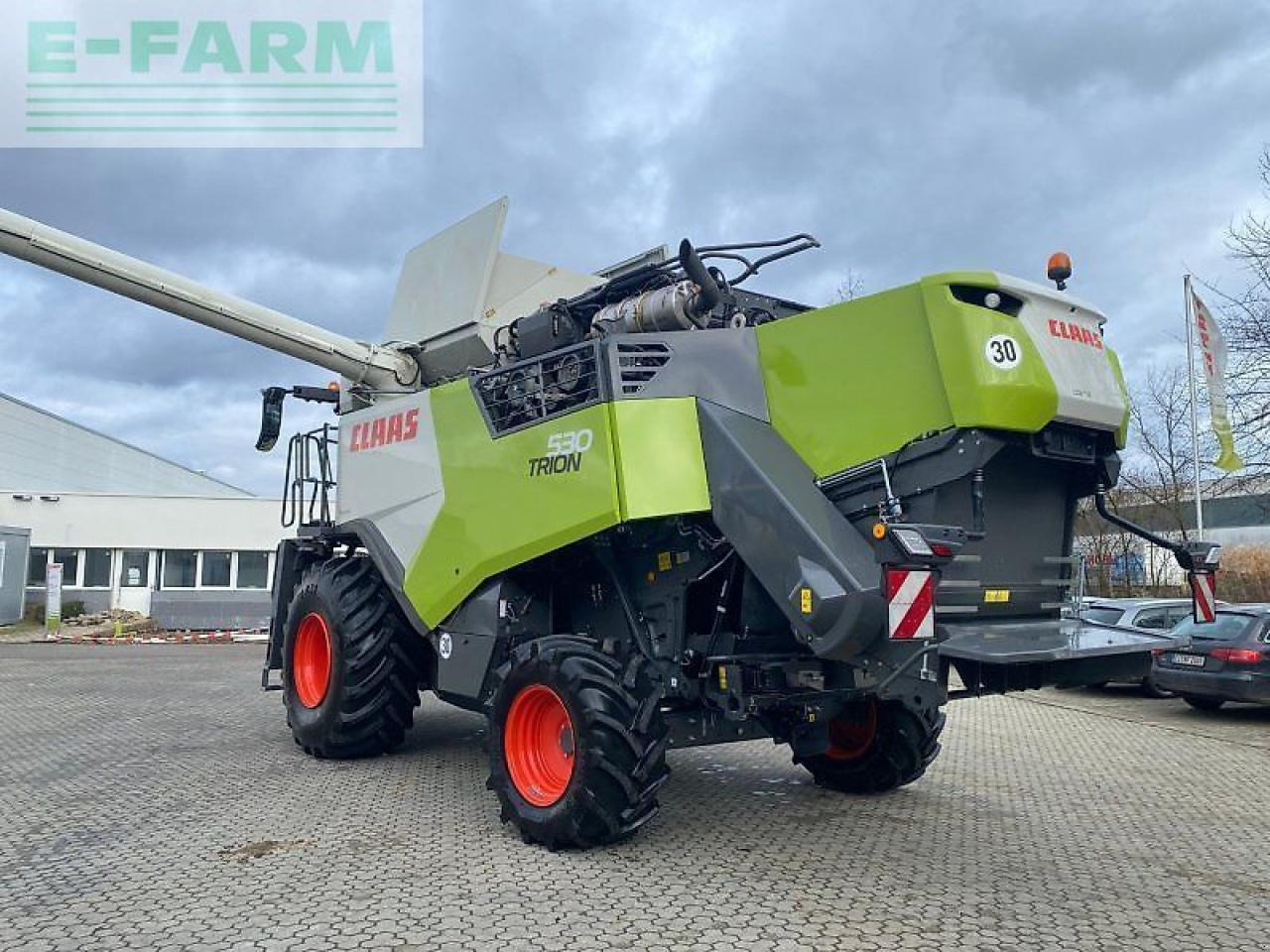CLAAS trion 530 mit vario 680 - Skurtresker: bilde 3 CLAAS trion 530 mit vario 680 - Skurtresker: bilde 3
