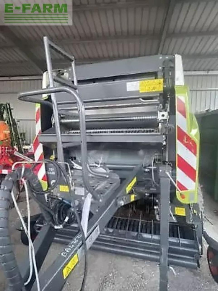 CLAAS variant 460 rc - Firkantpresse: bilde 2 CLAAS variant 460 rc - Firkantpresse: bilde 2