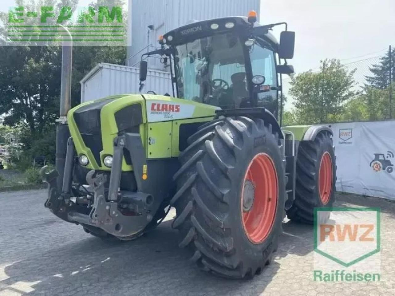 Traktor CLAAS xerion 3300 trac vc TRAC VC: bilde 6