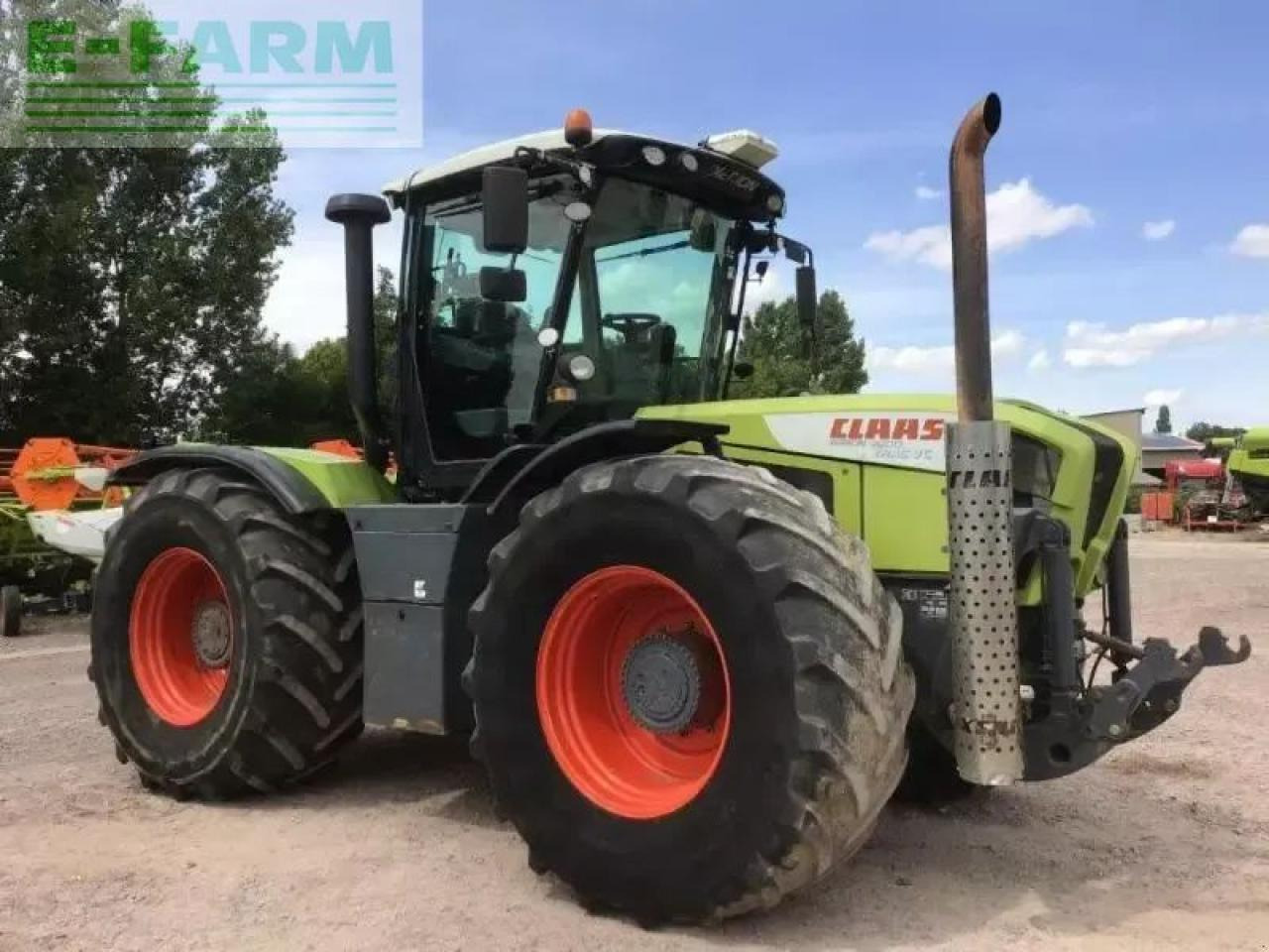 CLAAS xerion 3800 trac vc TRAC VC - Traktor: bilde 2 CLAAS xerion 3800 trac vc TRAC VC - Traktor: bilde 2