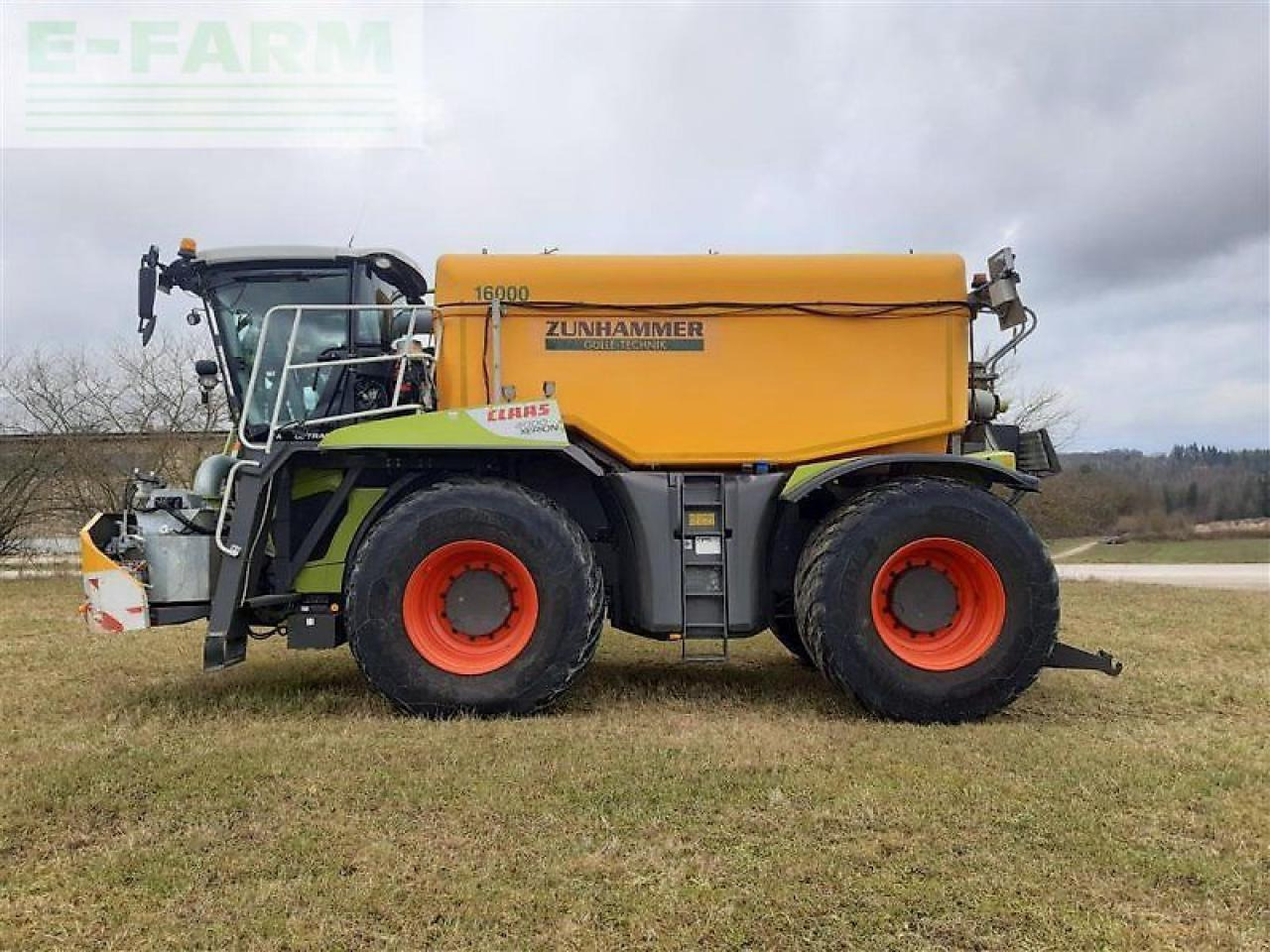 CLAAS xerion 4000 saddle trac SADDLE TRAC - Selvdreven sprøyte: bilde 4 CLAAS xerion 4000 saddle trac SADDLE TRAC - Selvdreven sprøyte: bilde 4