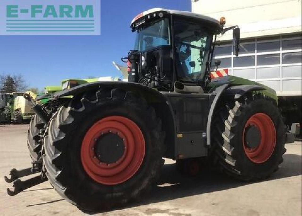 CLAAS xerion 4200 trac vc TRAC VC - Traktor: bilde 3 CLAAS xerion 4200 trac vc TRAC VC - Traktor: bilde 3