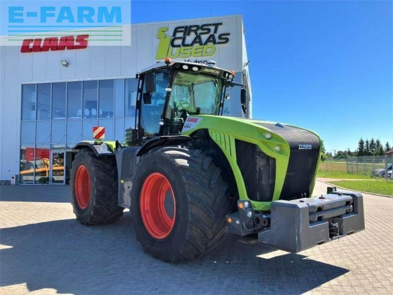 CLAAS xerion 5000 - Traktor: bilde 3 CLAAS xerion 5000 - Traktor: bilde 3