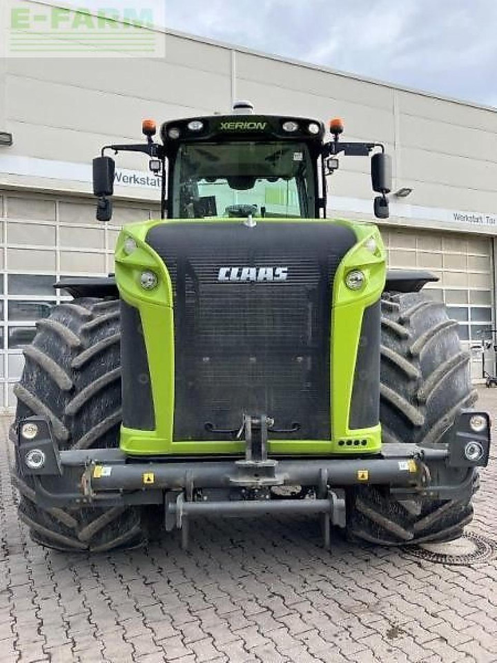 CLAAS xerion 5000 trac - Traktor: bilde 2 CLAAS xerion 5000 trac - Traktor: bilde 2