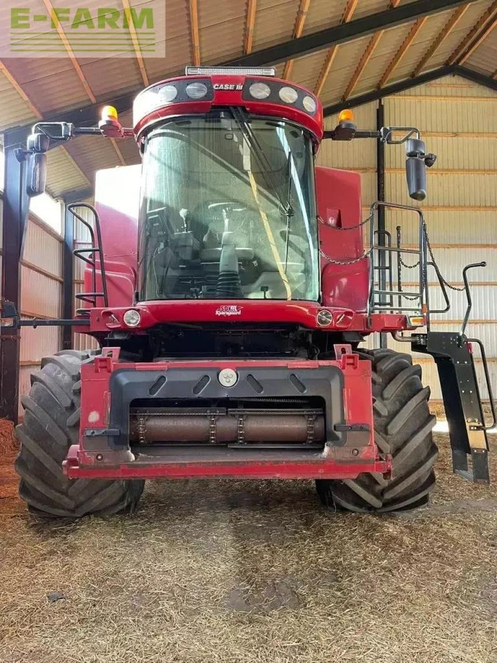 Case-IH 8010 - Skurtresker: bilde 3 Case-IH 8010 - Skurtresker: bilde 3