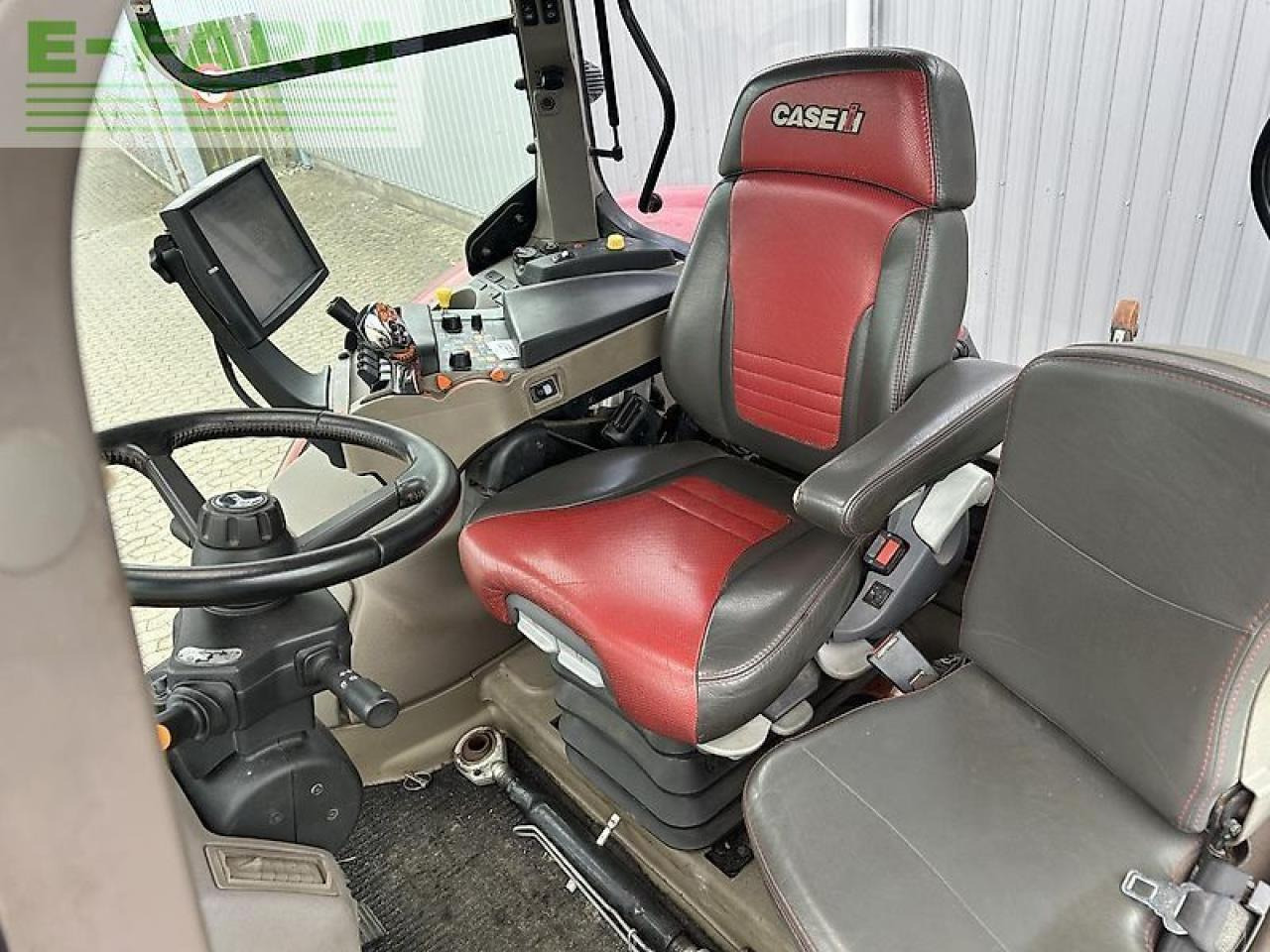 Case-IH optum 300 cvx CVX - Traktor: bilde 3 Case-IH optum 300 cvx CVX - Traktor: bilde 3
