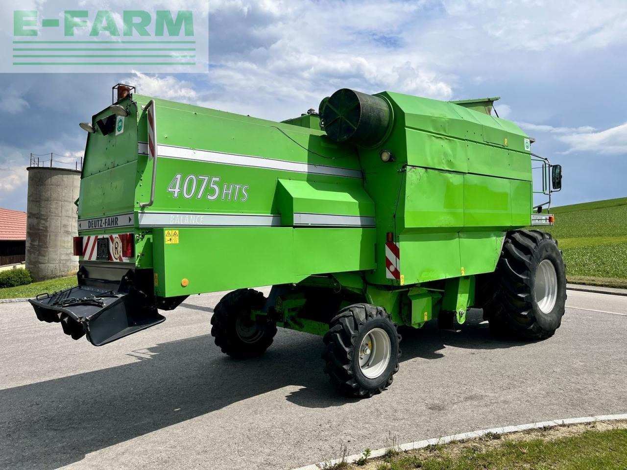 Deutz-Fahr 4075 balance - Skurtresker: bilde 5 Deutz-Fahr 4075 balance - Skurtresker: bilde 5