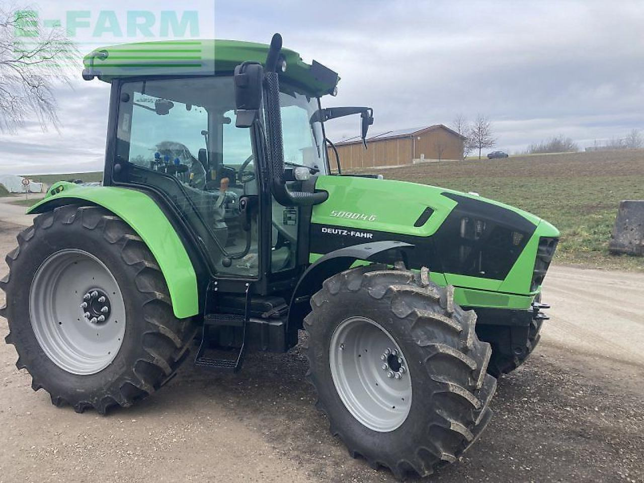 Deutz-Fahr 5090.4 g plus ls - Traktor: bilde 4 Deutz-Fahr 5090.4 g plus ls - Traktor: bilde 4