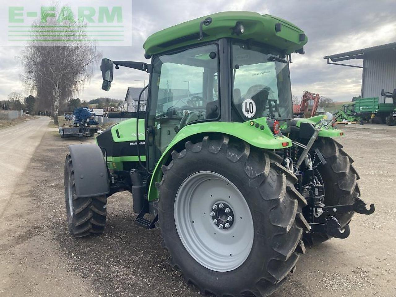 Deutz-Fahr 5090.4 g plus ls - Traktor: bilde 2 Deutz-Fahr 5090.4 g plus ls - Traktor: bilde 2