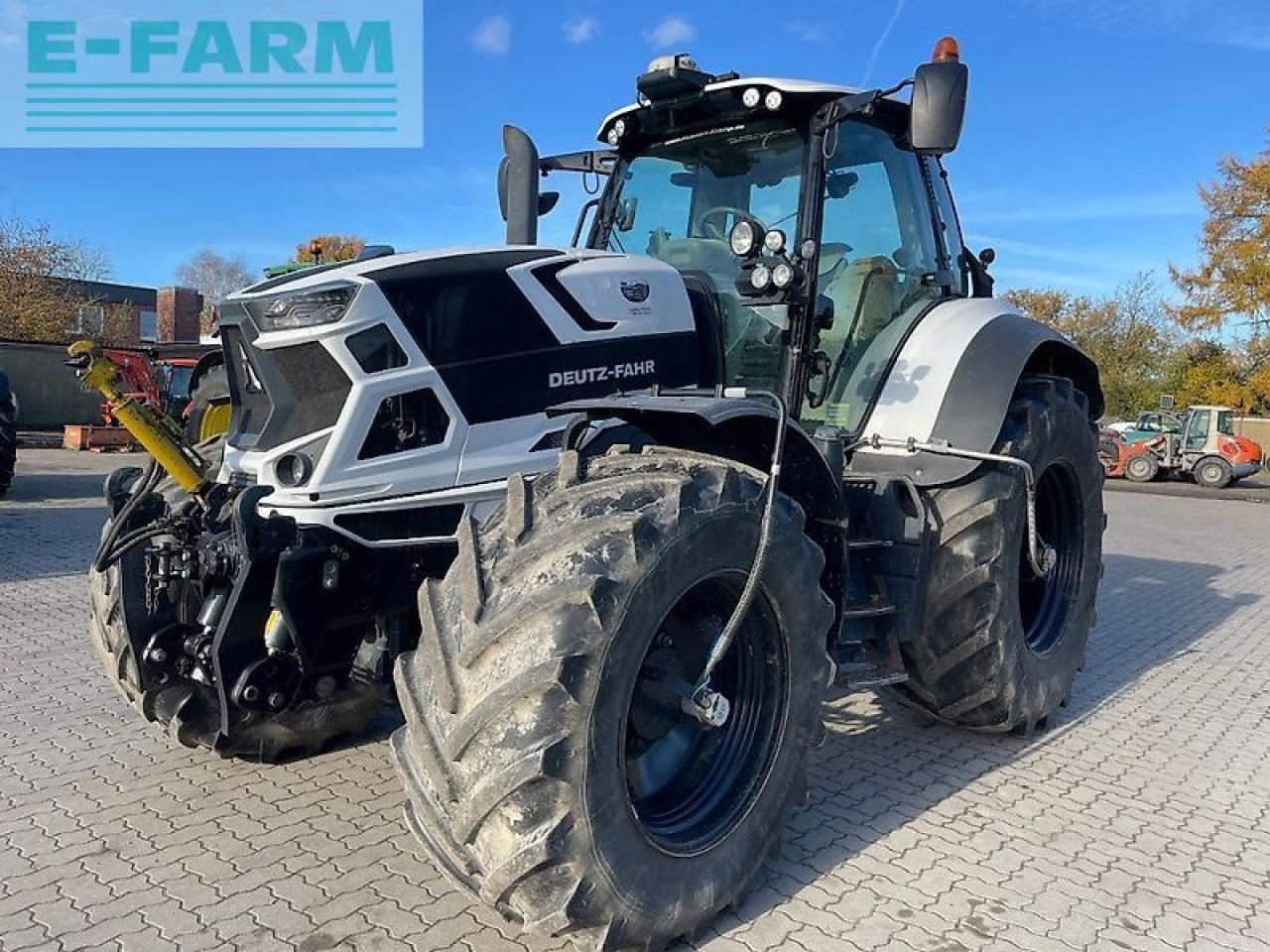 Deutz-Fahr 6215 agrotron ttv TTV - Traktor: bilde 1 Deutz-Fahr 6215 agrotron ttv TTV - Traktor: bilde 1