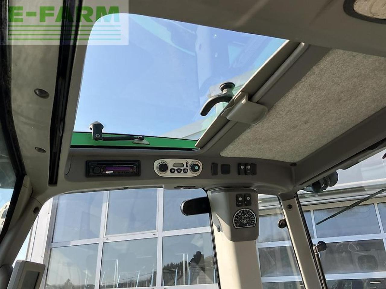 Deutz-Fahr 7250 agrotron ttv - Traktor: bilde 5 Deutz-Fahr 7250 agrotron ttv - Traktor: bilde 5